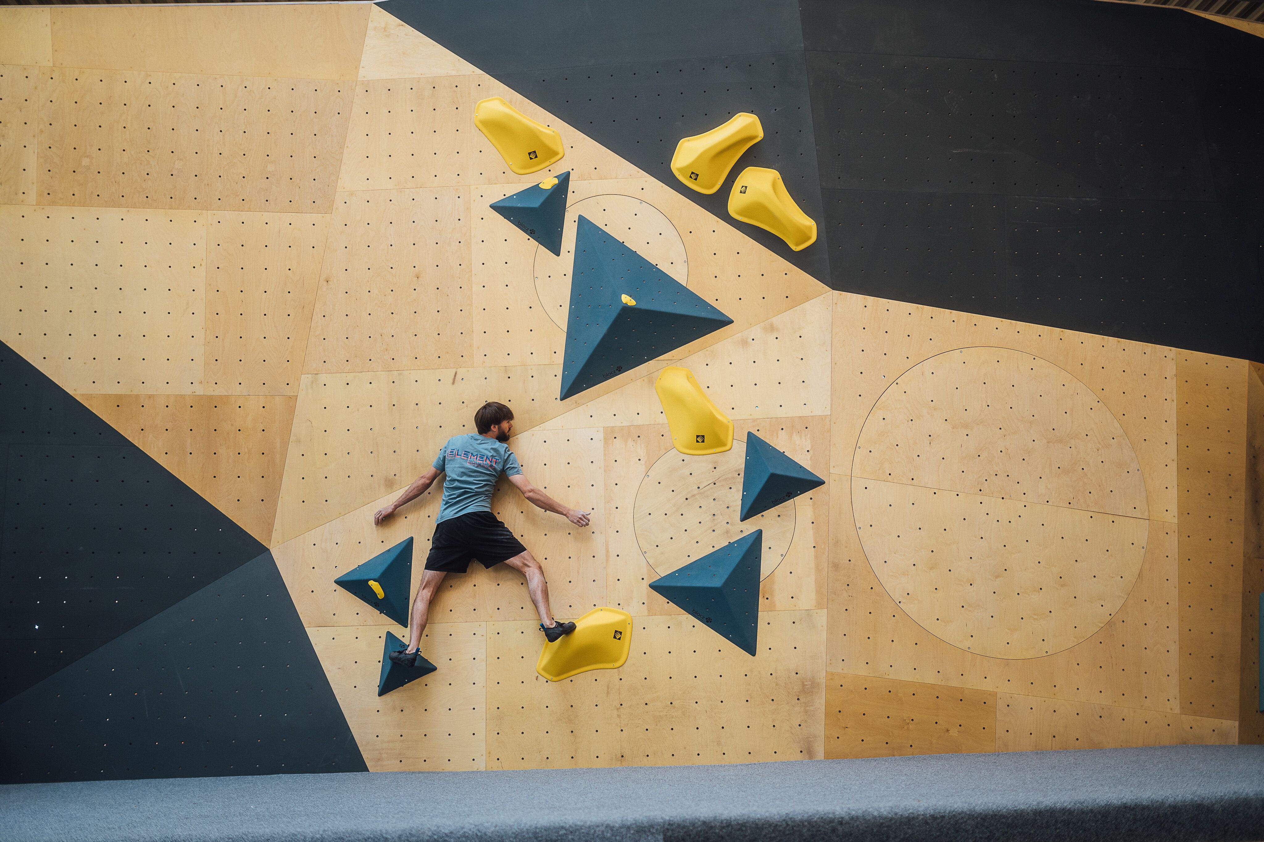Deine Boulderhalle in Kassel Element Boulders Kassel